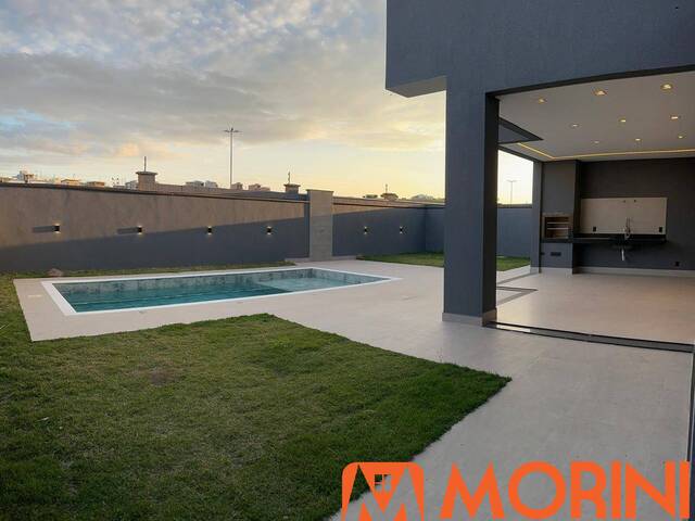 #10 - Casa para Venda em São José dos Campos - SP