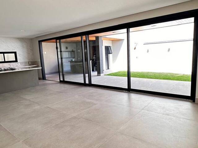 #15 - Casa em condomínio para Venda em São José dos Campos - SP - 3