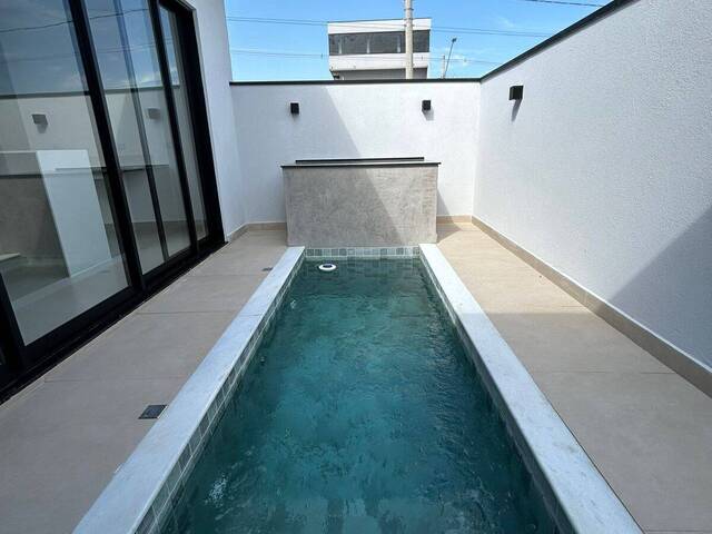 #16 - Casa para Venda em São José dos Campos - SP