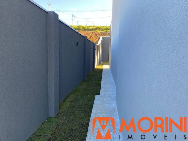 #20 - Casa para Venda em São José dos Campos - SP - 3