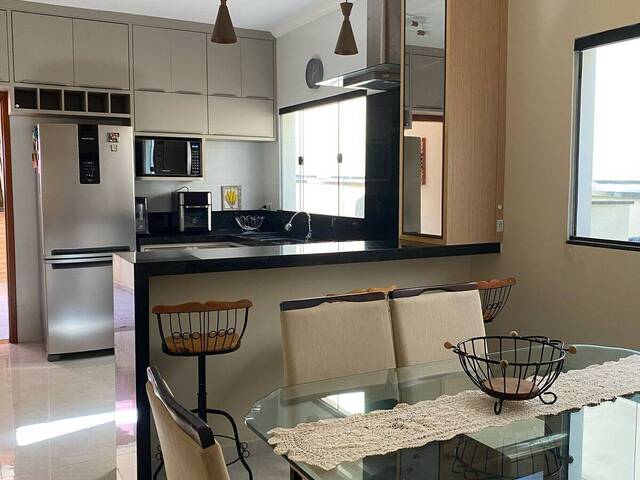 #42 - Casa para Venda em São José dos Campos - SP - 1