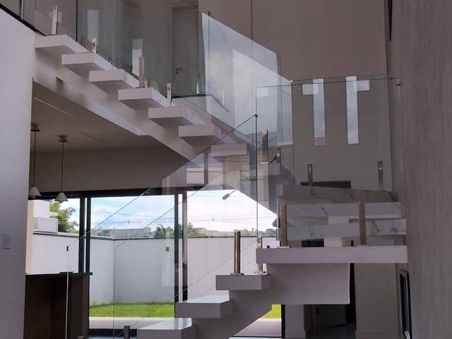 #48 - Casa para Venda em Caçapava - SP - 2
