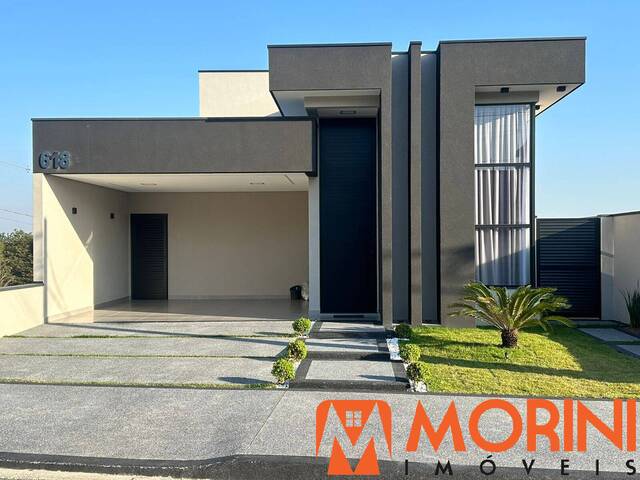 #51 - Casa para Venda em Caçapava - SP - 2