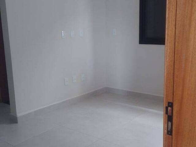 Casa em condomínio para Venda em Caçapava - 4