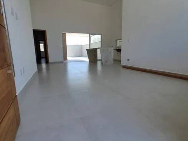 #75 - Casa para Venda em Caçapava - SP - 3