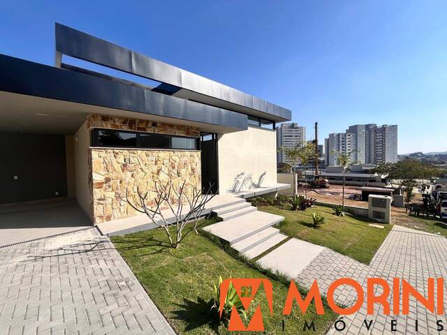 #99 - Casa para Venda em São José dos Campos - SP - 1