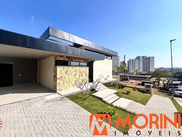 #99 - Casa para Venda em São José dos Campos - SP - 2