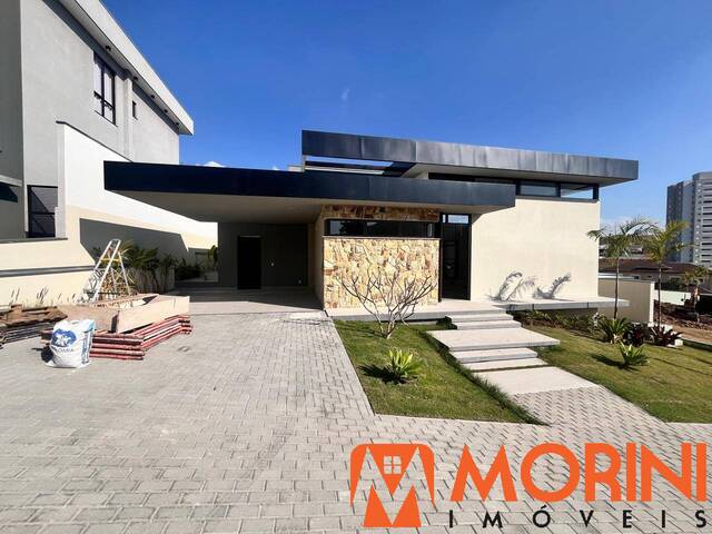 #99 - Casa para Venda em São José dos Campos - SP - 3