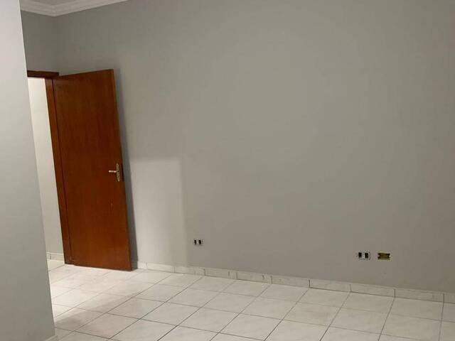 #109 - Casa para Venda em São José dos Campos - SP - 3