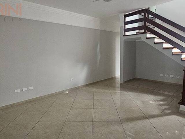 #150 - Casa para Venda em São José dos Campos - SP - 2