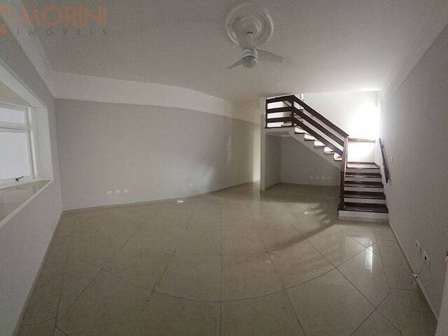 Casa para Venda em São José dos Campos - 4