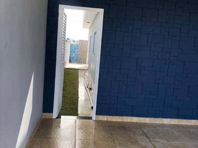 #153 - Casa em condomínio para Venda em Caçapava - SP - 2