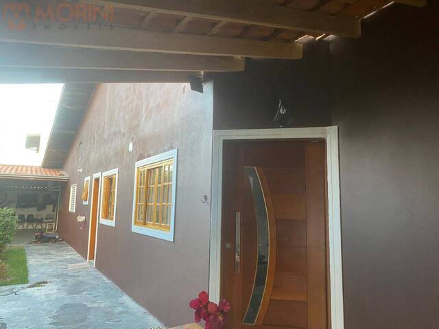 Casa para Venda em São José dos Campos - 4