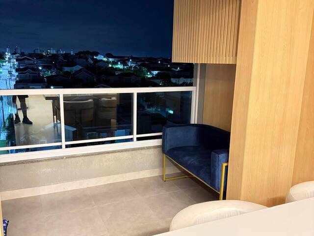 #186 - Apartamento para Venda em Jacareí - SP - 2