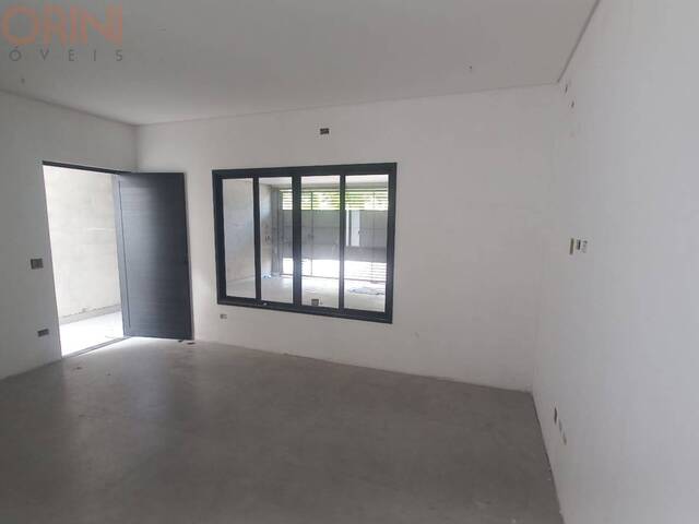 Casa para Venda em São José dos Campos - 2