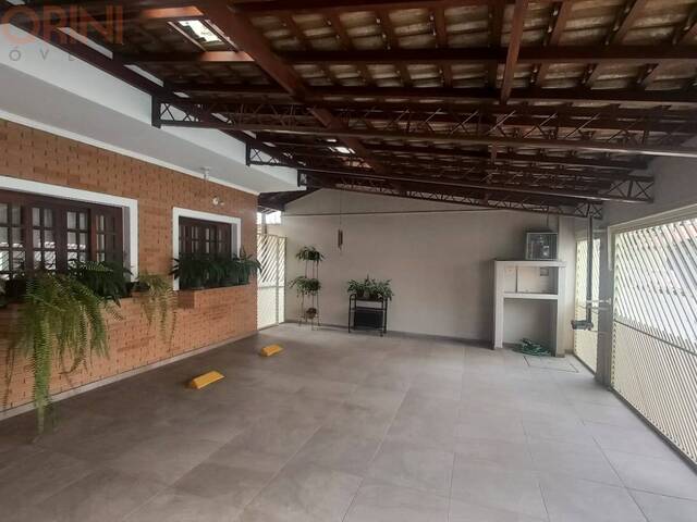 Casa para Venda em São José dos Campos - 2
