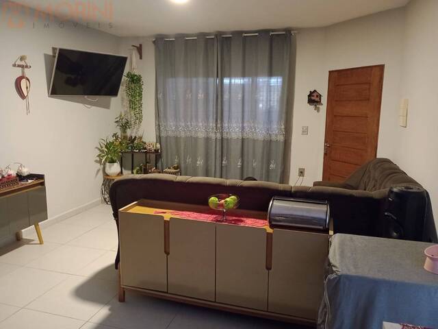 Casa para Venda em São José dos Campos - 2